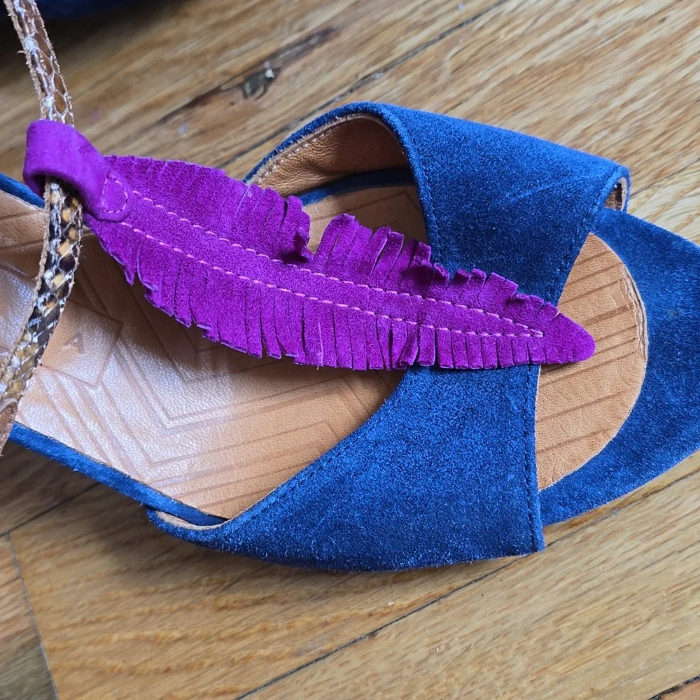 Chie Mihara Blue and Pink Heeled Shoes - Picture 8 of 9